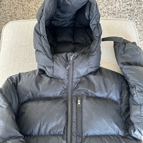 Ralph Lauren Black Puffer Jacket with Hood and Quilted Design, Medium fits 10-12 - Picture 2 of 5